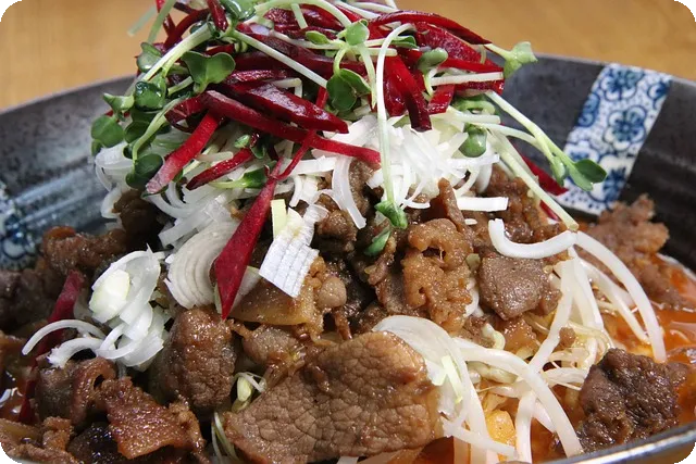 잠실 롯데월드몰 팝업스토어와 맛집은?