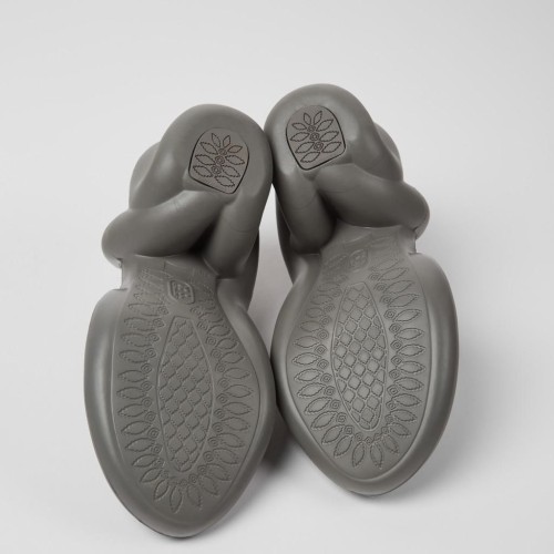 캠퍼 남녀공용 그레이 스트랩 샌들 Kobarah K200155-028 GREY